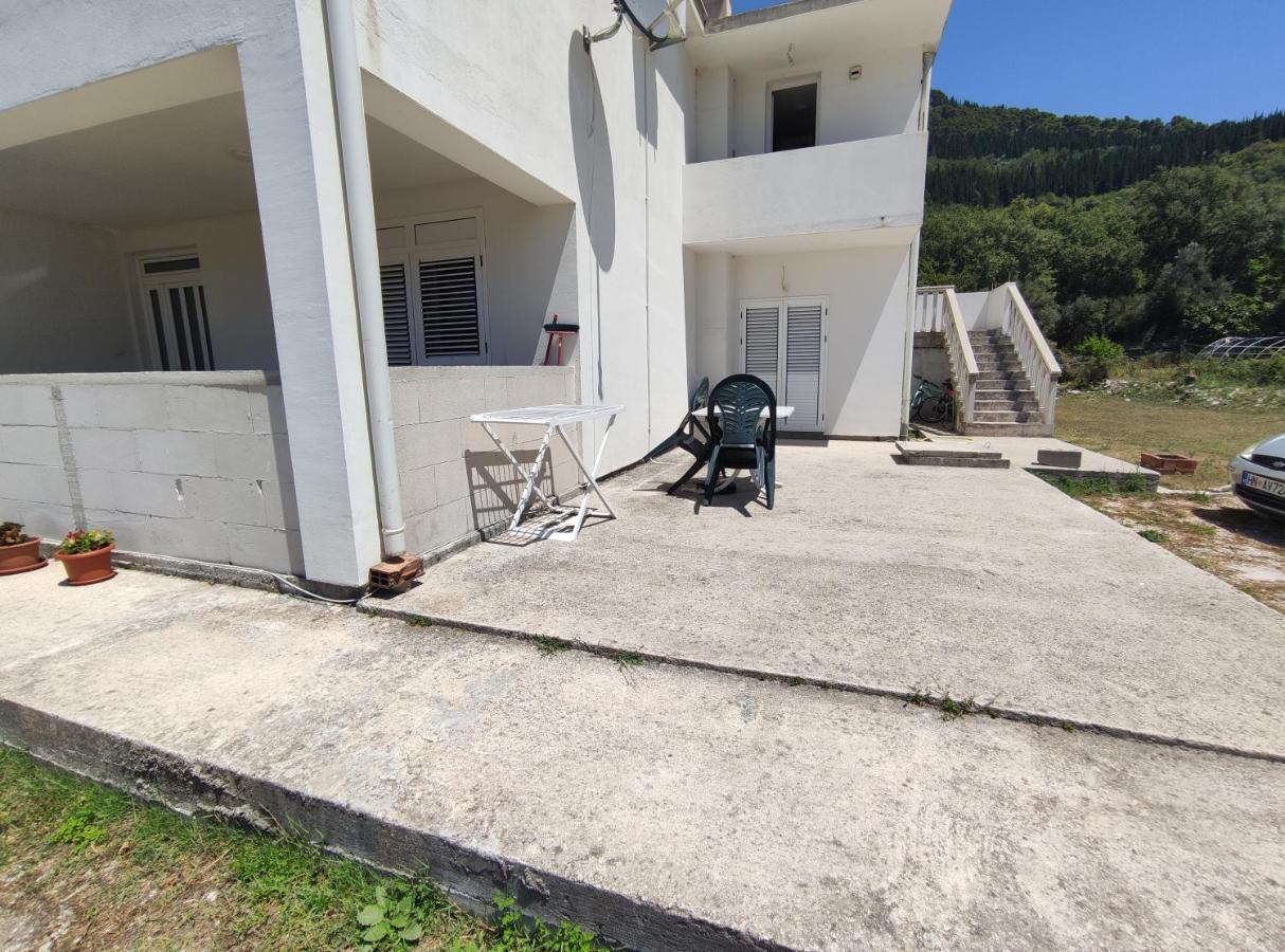 Apartman Bujkovic Sutvara Διαμέρισμα Κότορ Δωμάτιο φωτογραφία